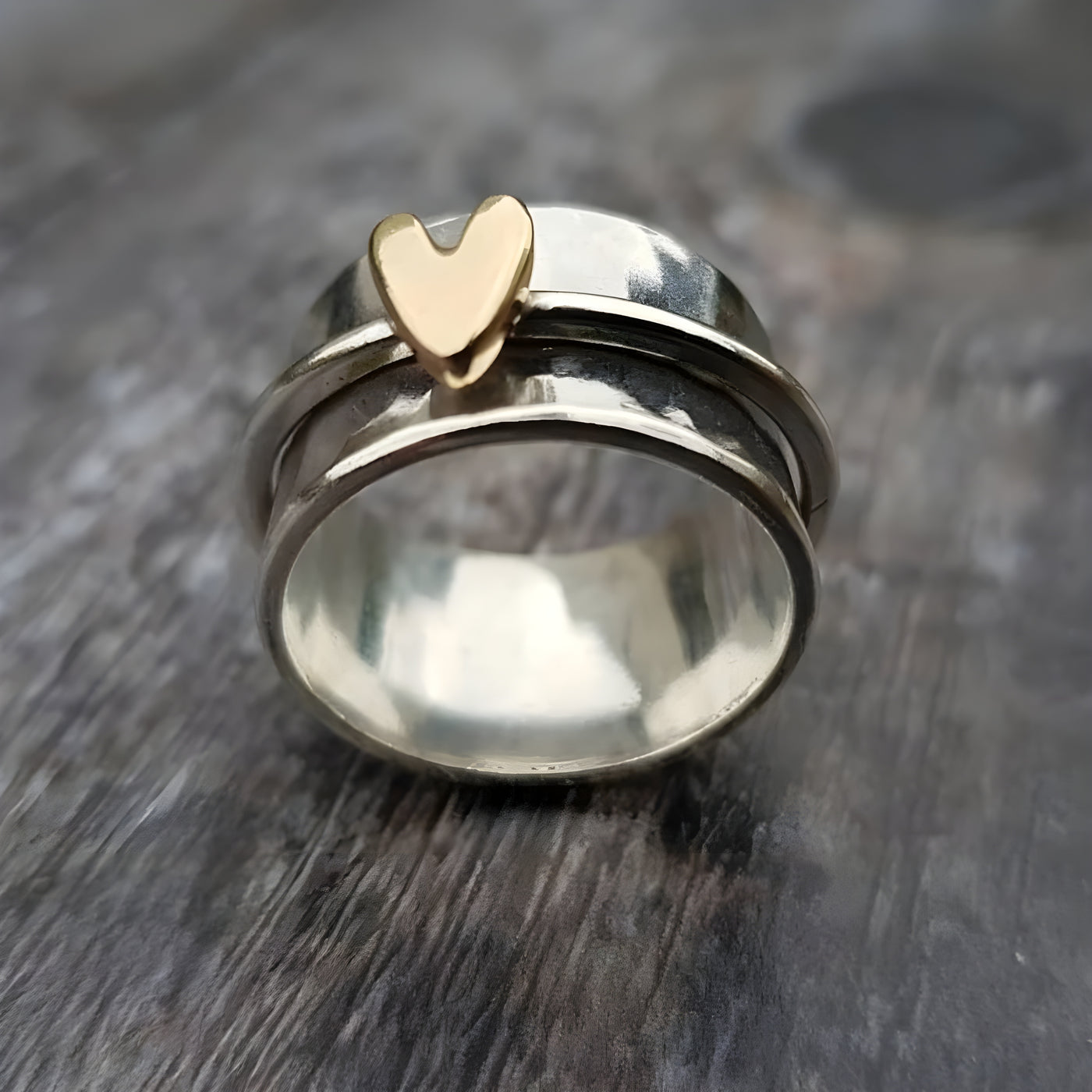 Hjärtslag – Handgjord Ring i Silver & Guld