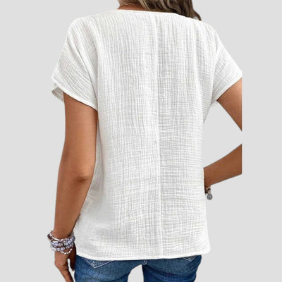 Tyra™ | Blusen som gör dina sommardagar lätta och självsäkra