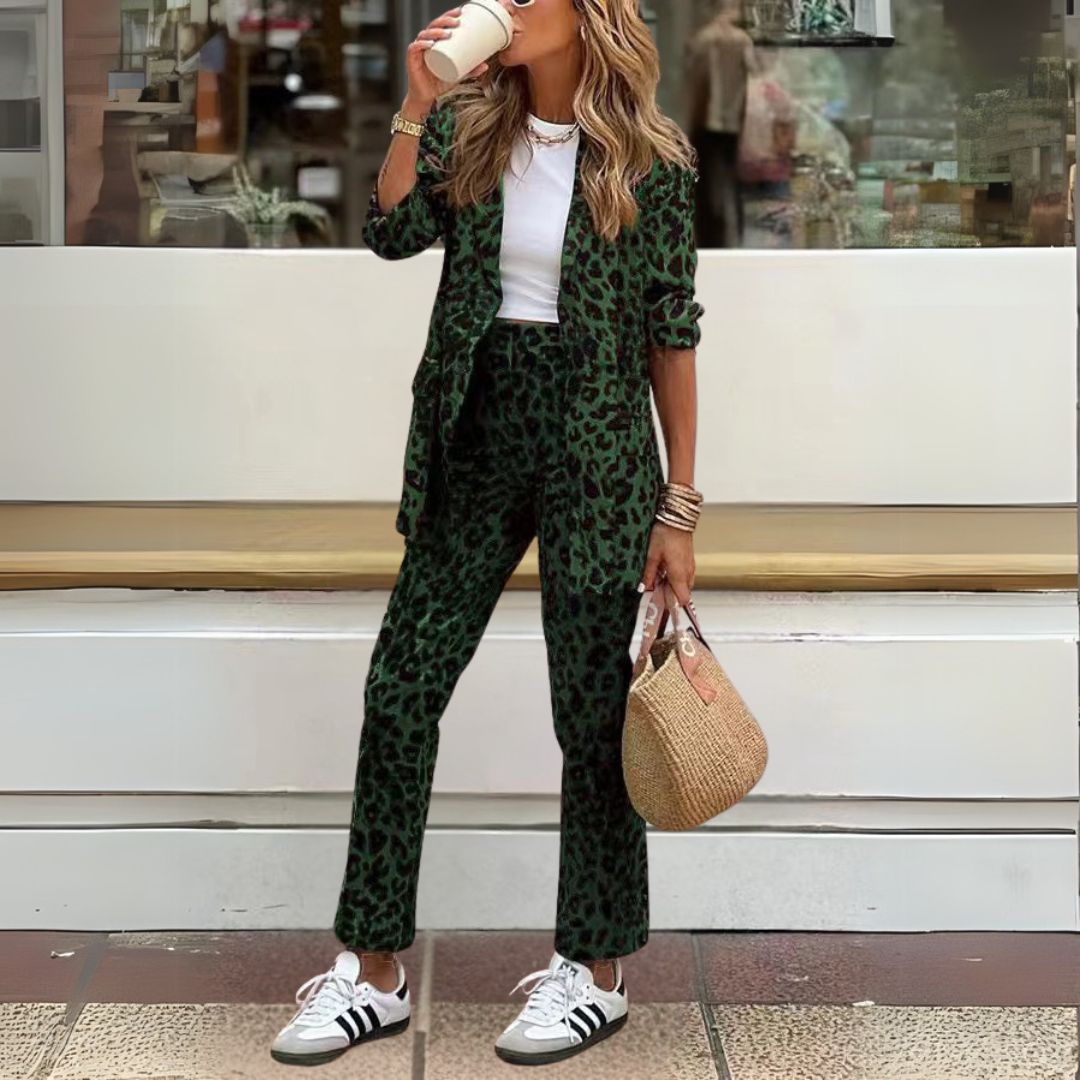 Freja™ | Djurmönstrat Set med Blazer och Byxor
