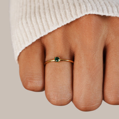 Color Pop – Tunn Ring med Färgad Sten (12 färger)