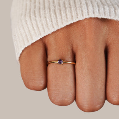 Color Pop – Tunn Ring med Färgad Sten (12 färger)