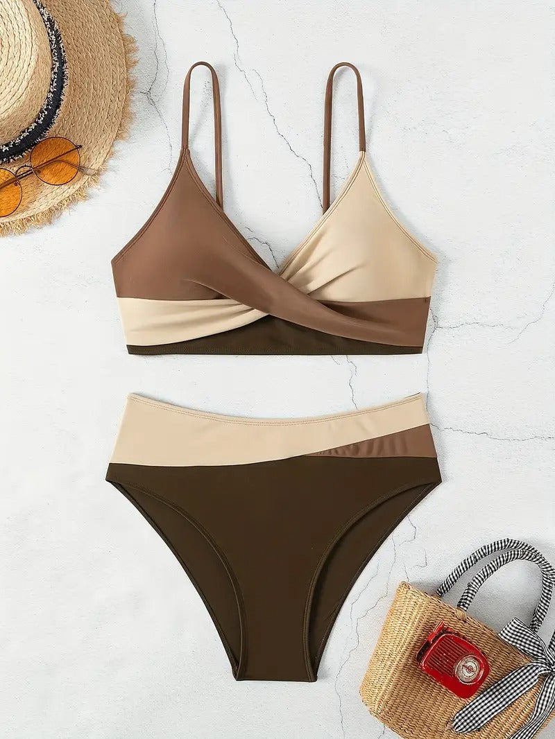 Lina Bikini – Komfort och stil i en kraftfull set